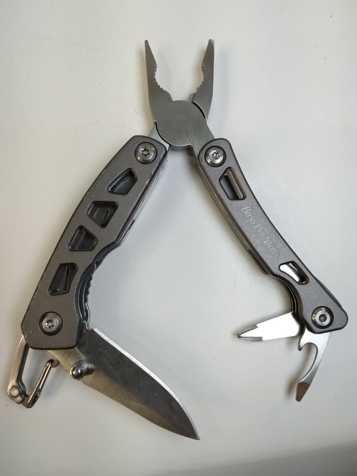 Bass Pro Shops 3 Inch Compact Multi Tool 4 Built In Tools Pliers With Cutter