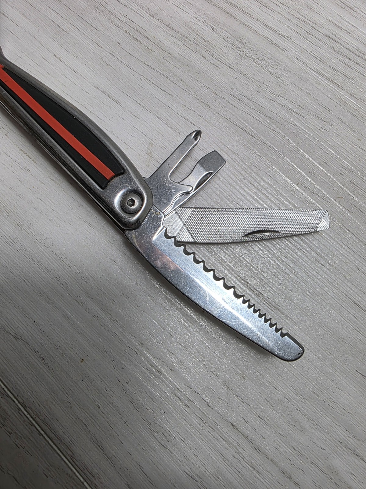 Radio Shack Multi Tool Pocket Utility Knife Rare Retired