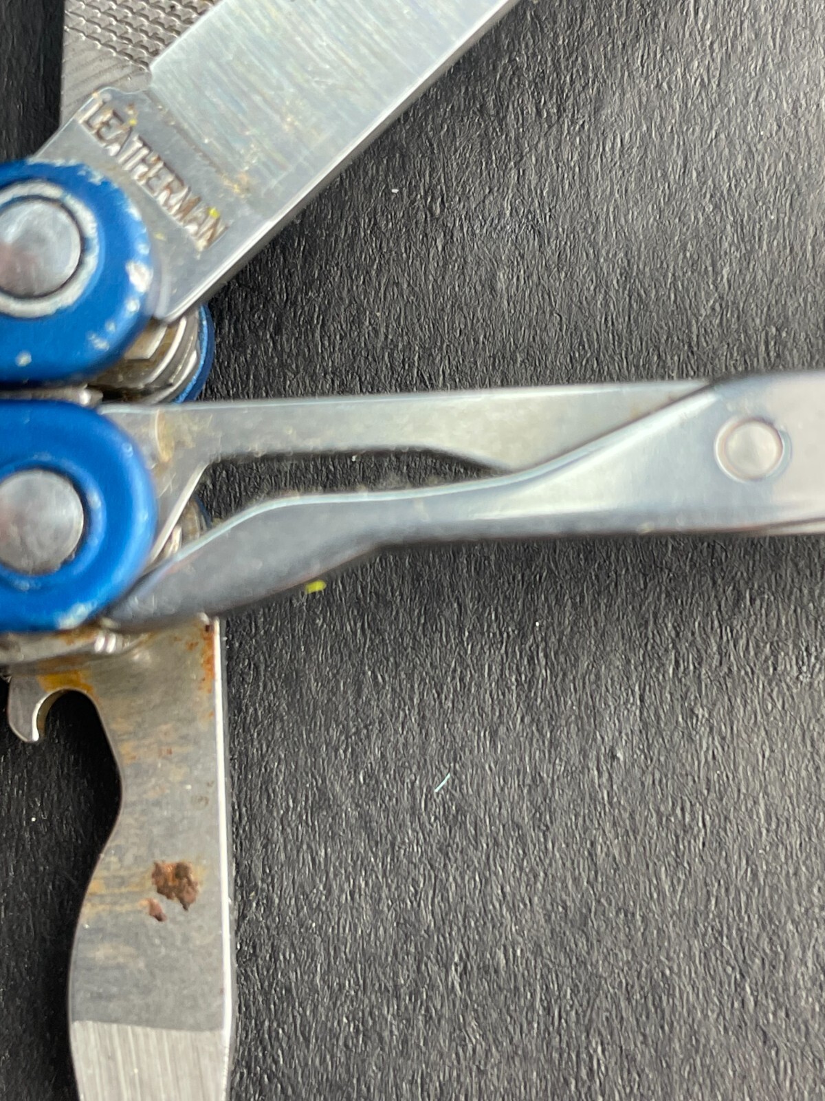 Leatherman SQUIRT PS4 Multi-Tool With Pliers Knife – Parts or repair