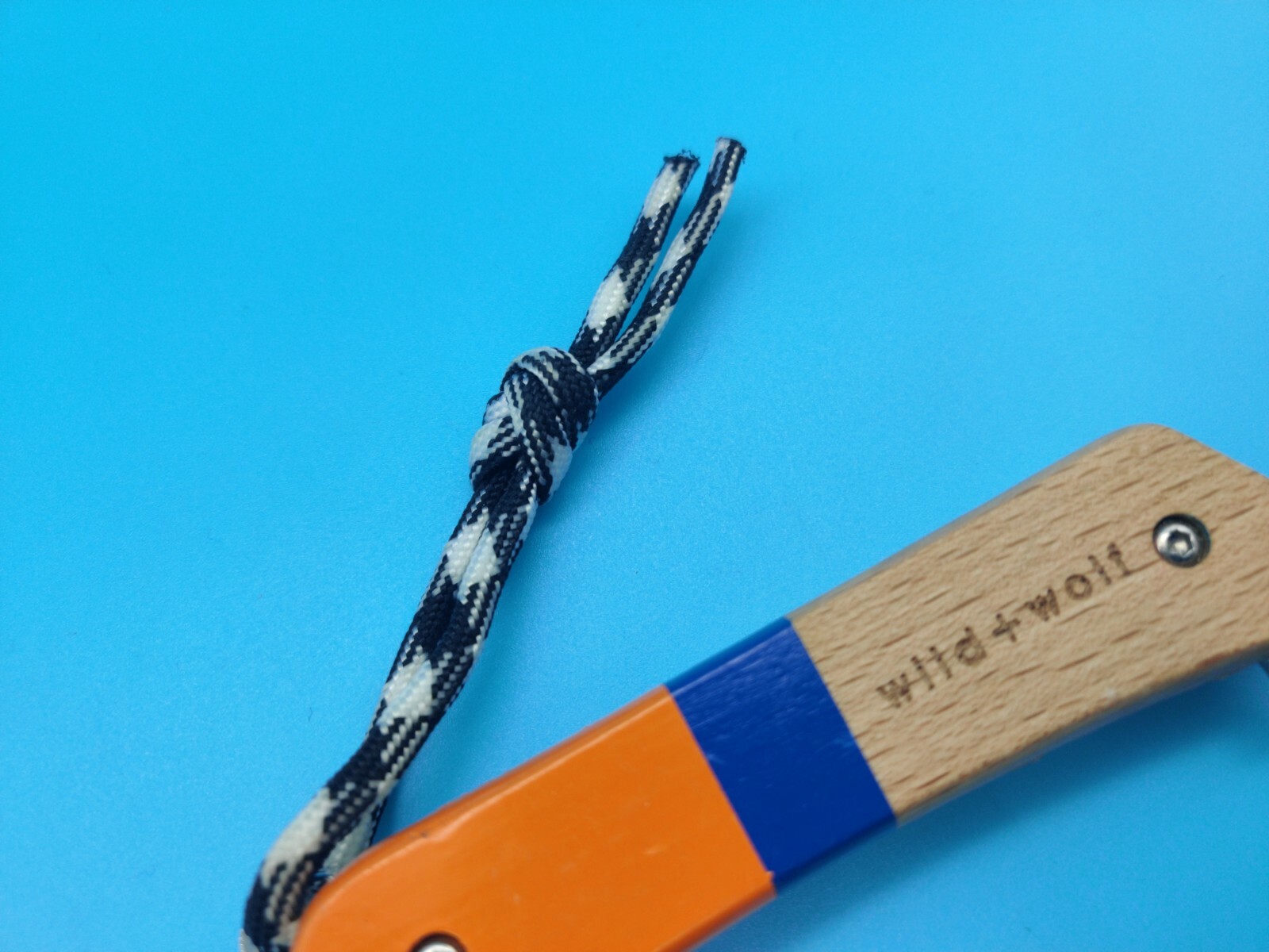 Wild + WOLF KNIFE TOOL Saw bottle opener can opener, screwdriver