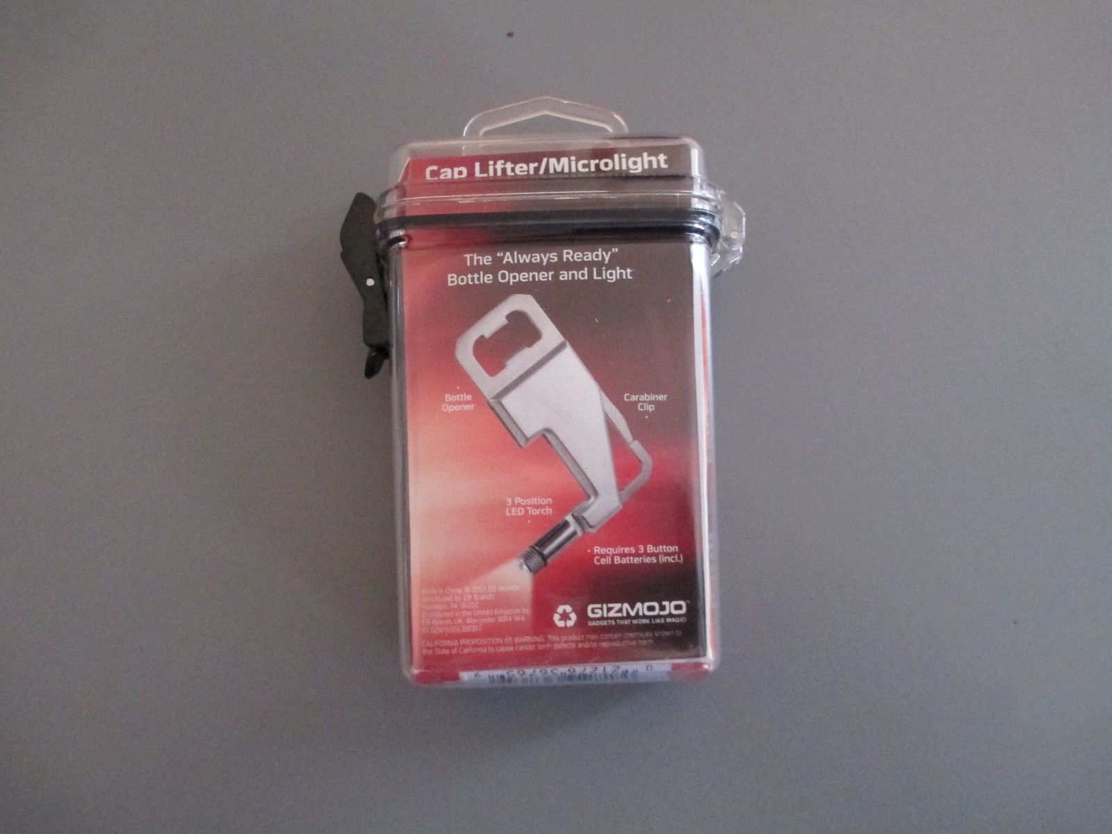 Gizmojo Cap Lifter / Microlight – The “Always Ready” Bottle Opener & Light