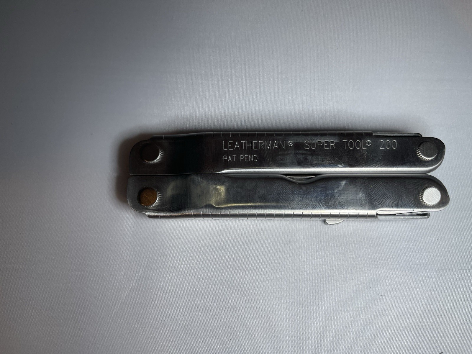 LM166 Leatherman Super Tool 200 Stainless Multitool W/ Leather Sheath