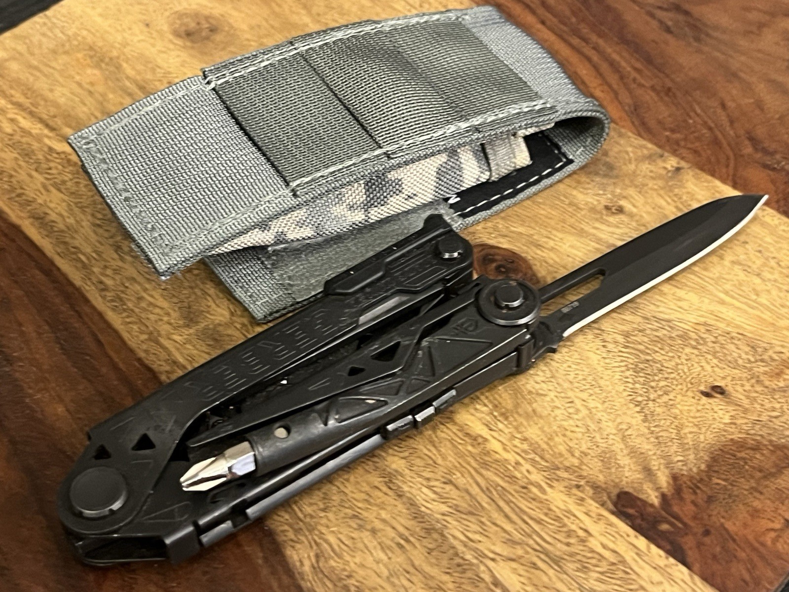 Gerber Center Drive Multi Tool Black USA w/Sheath SUPER NICE! Excellent!