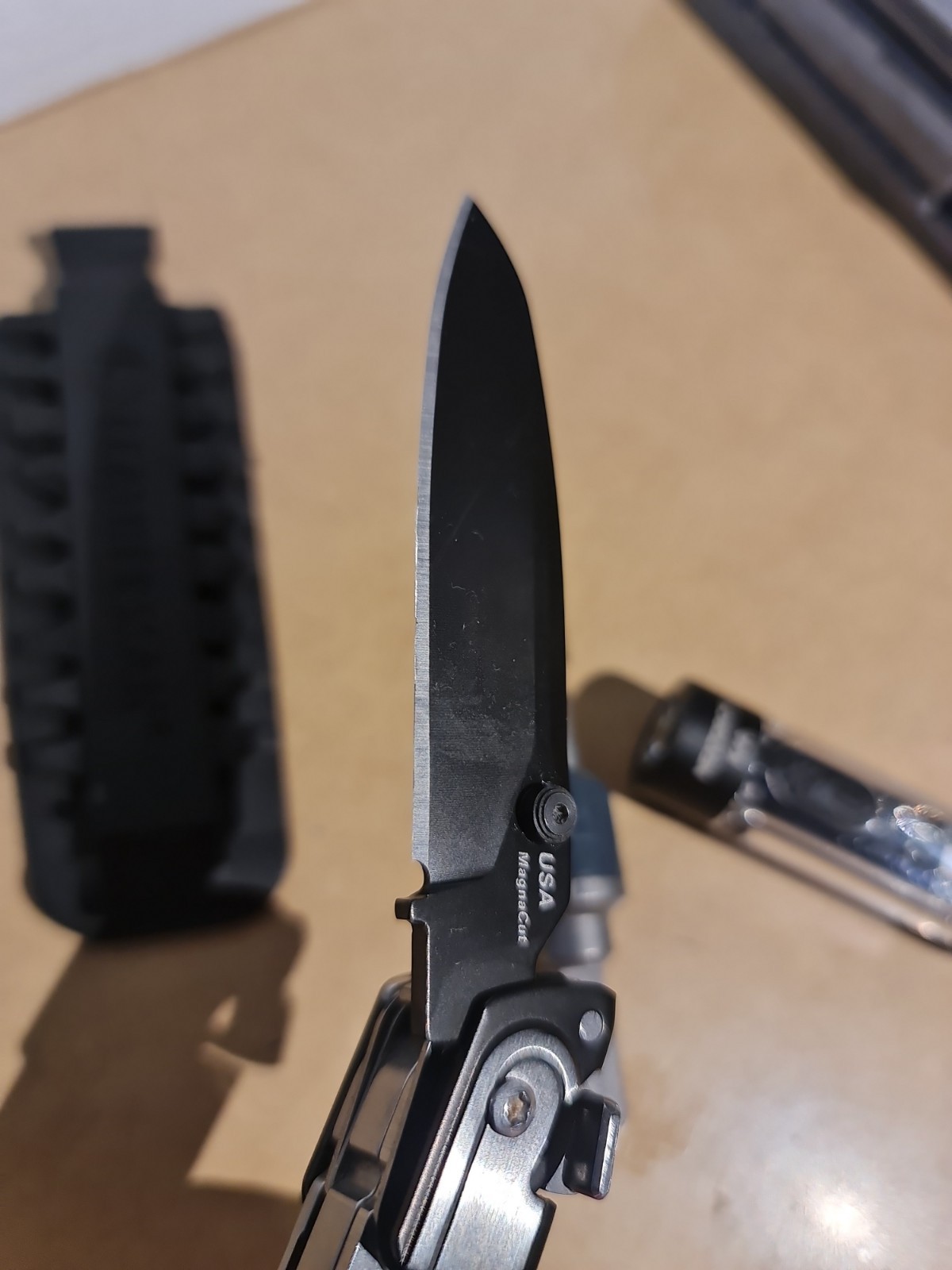 Leatherman ARC Multi Tool MagnaCut Blade With Ratchet / Bit Kit / Led Torch