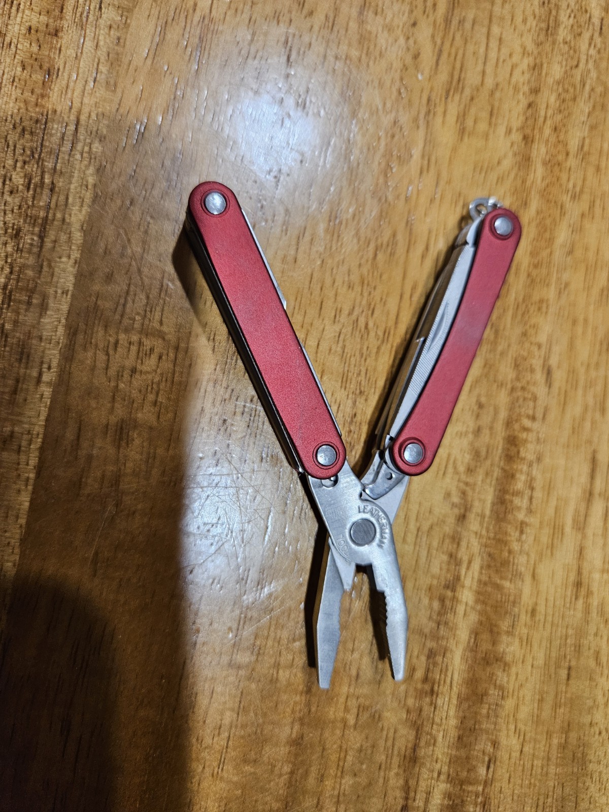 Leatherman Squirt PS4 Red Keychain Multi Tool Pliers Pocket Knife