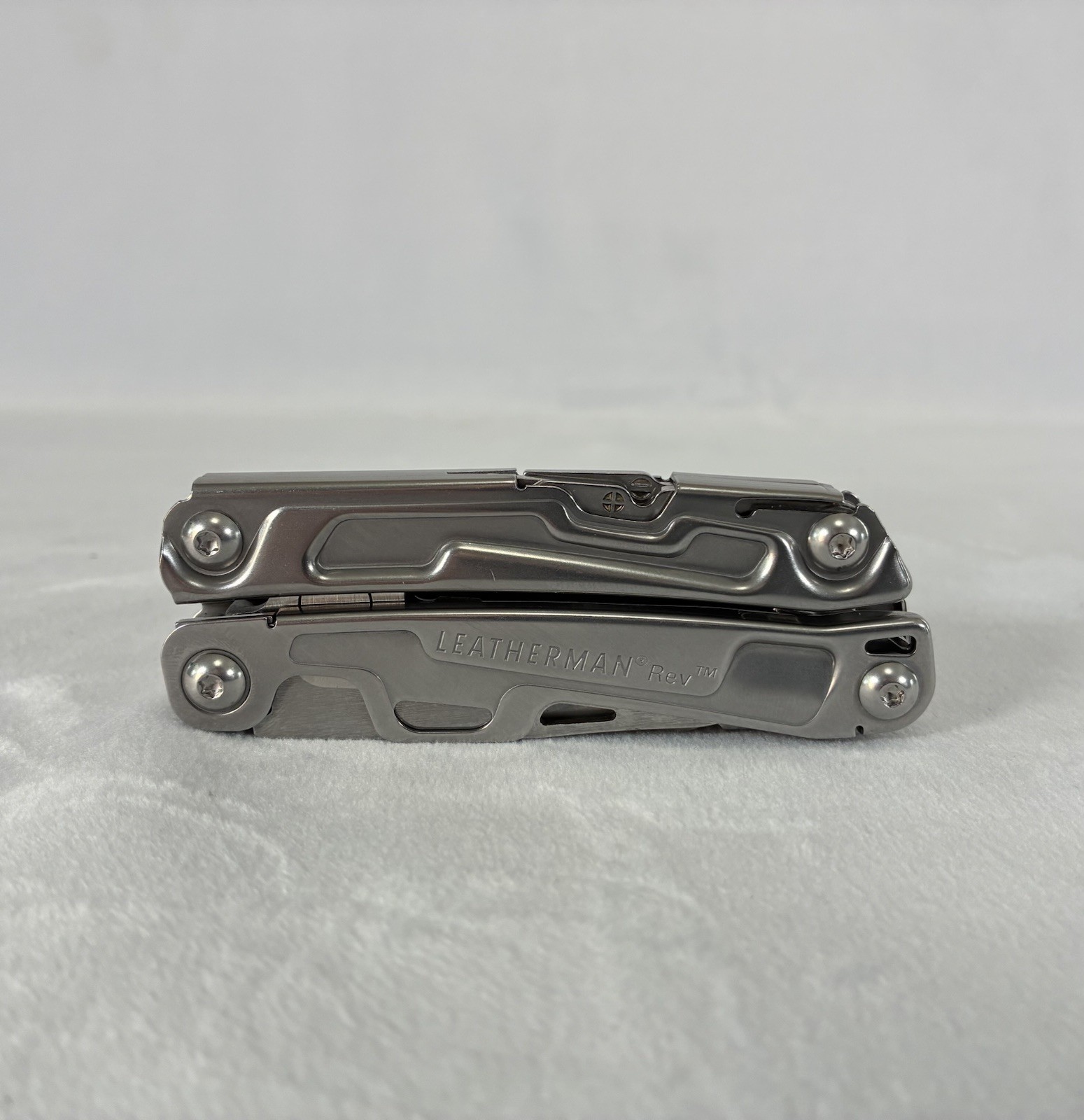Leatherman Rev Stainless Steel 14-Tool Multi-Tool Pocket Knife w/ Pocket Clip