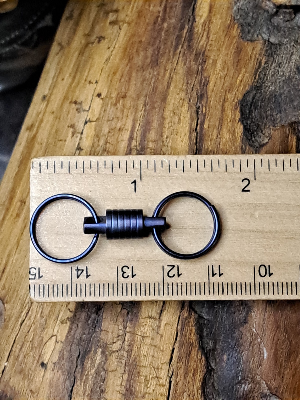 Pro Mini Series Anodized Titanium Swivel With 15mm Titanium Keyrings