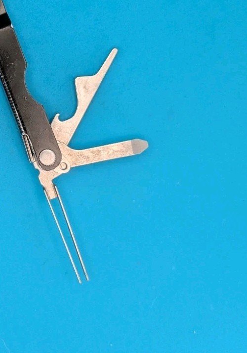 Leatherman Micra Multi-Tool, Knife, Scissors, Key Ring, Black!