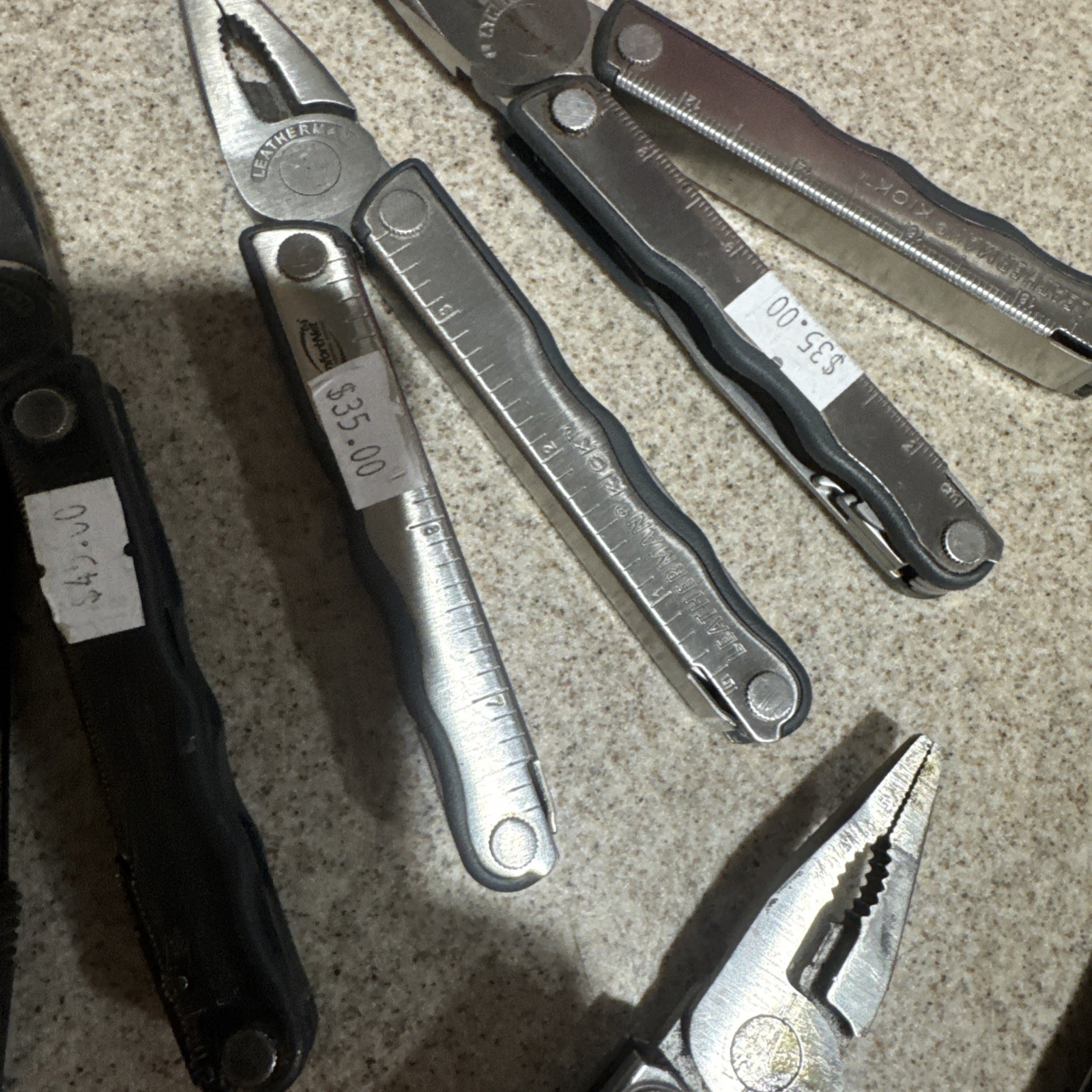 leatherman multi tool Wingman Kick Fuse 6 Piece Lot
