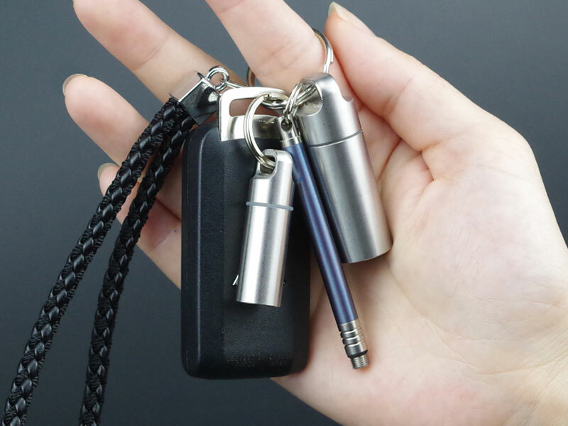 Hight Stainless Steel Waterproof Charm Pendant Pill Storage Container EDC Tool