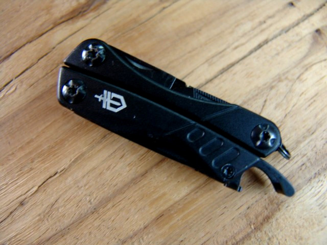 GERBER-CENTER DRIVE-MULTI PLIER-w/GERBER DIME-GERBER CASE-STAINLESS & BLK-EXCLNT