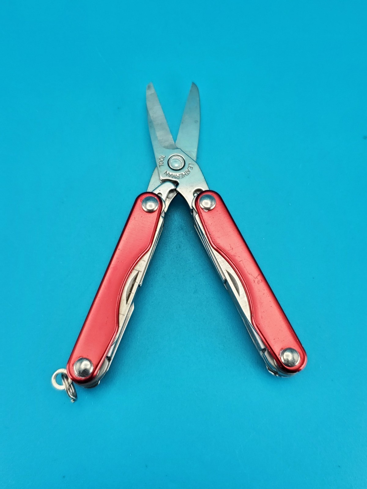 Leatherman Squirt S4 Multi-Tool, Key Ring, Retired, RED!