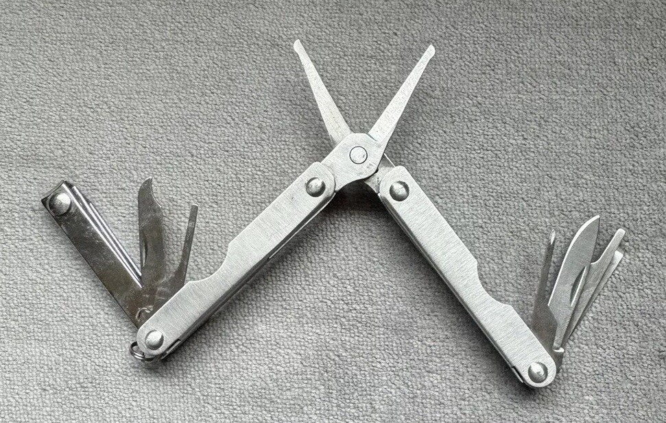 Winchester Multi Tool Large And Small With Carrying Case