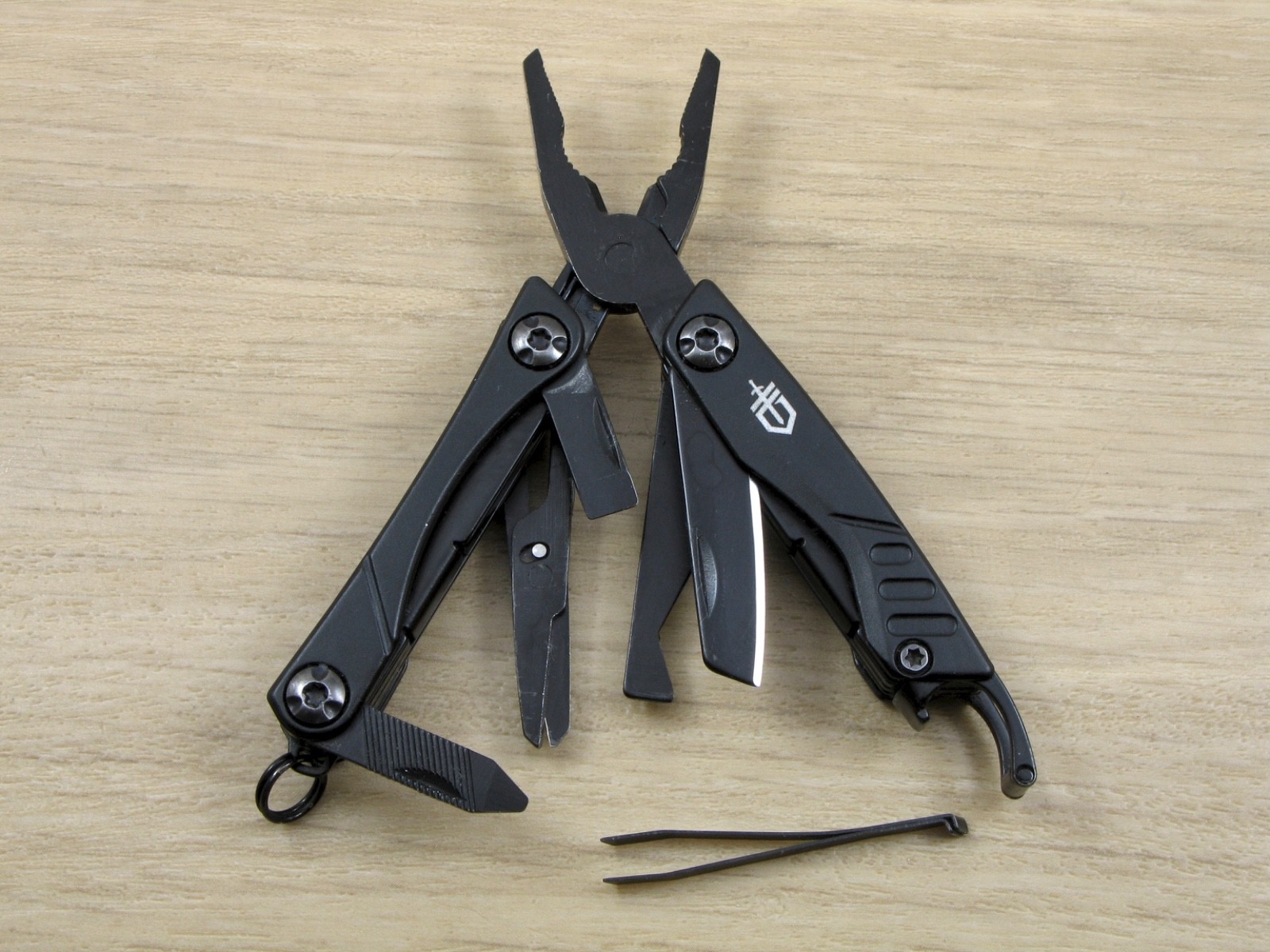Gerber Dime Mini Multi-Tool, Knife, Pliers, Scissors, Black