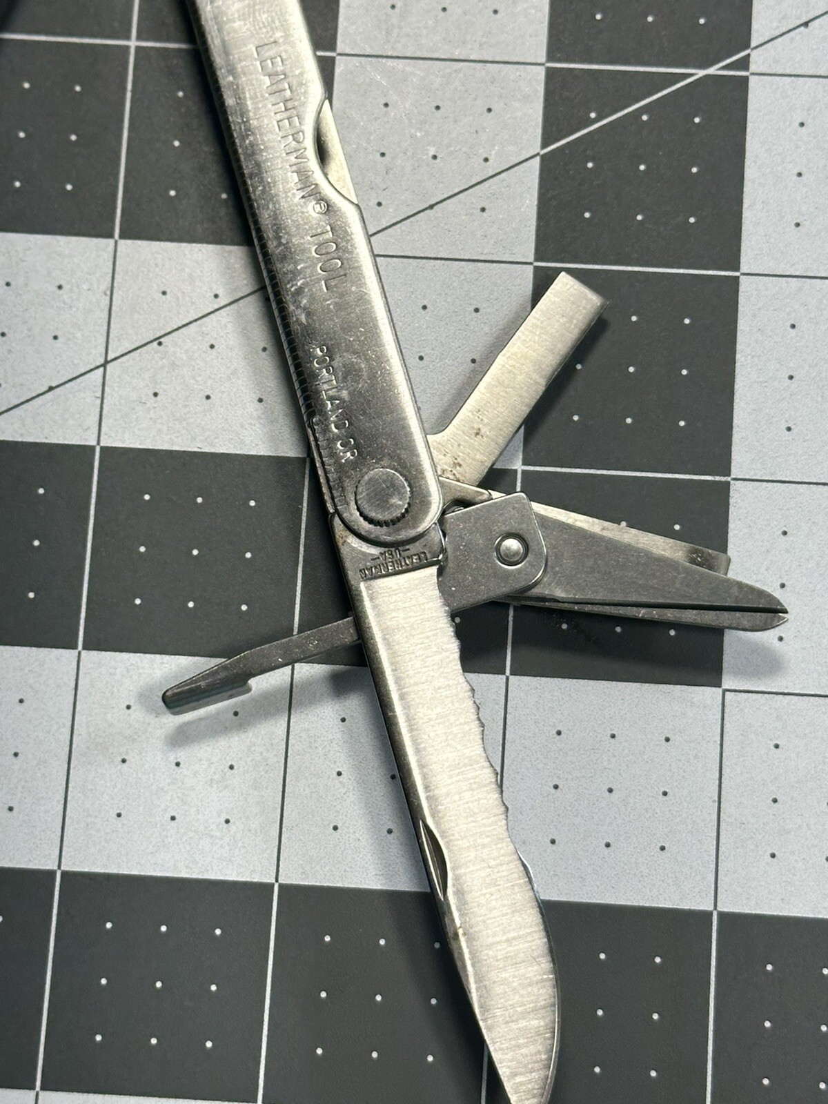 Original Leatherman PST POCKET SURVIVAL TOOL – Vintage Date Code 1997 – 4728