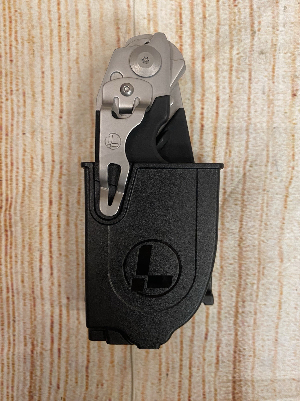 Leatherman Raptor Rescue Shears emergency Tool Hook w/ Sheath USA Black