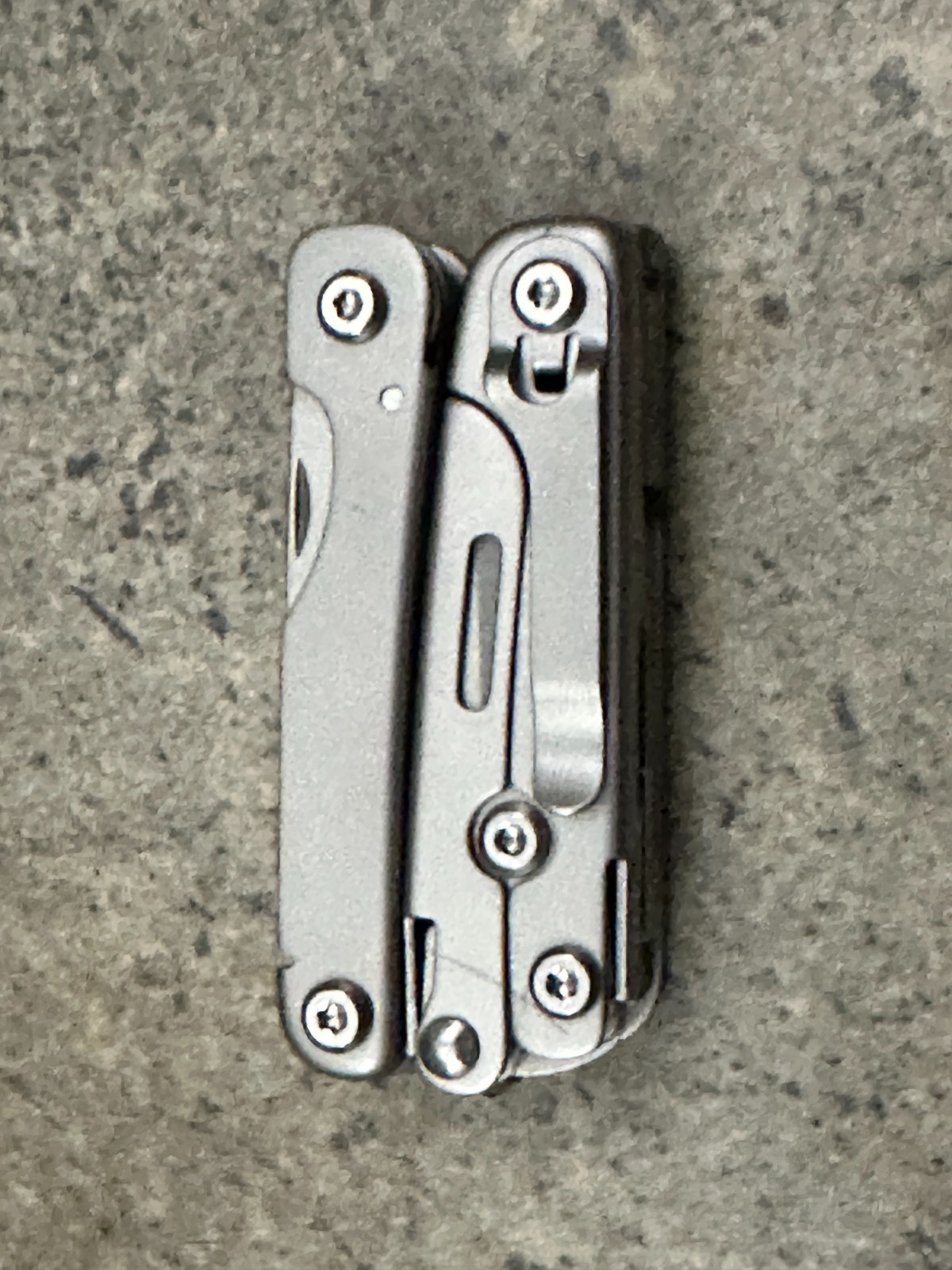 Roxon M2 14-in-1 Mini Multitool – 14 Tools – M2