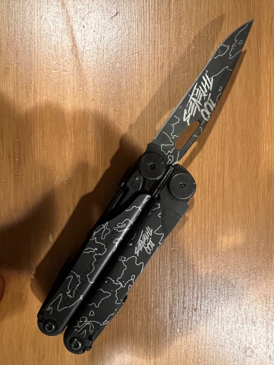 Leatherman Wave+ Plus 100Thieves Edition Multitool Rare Wave