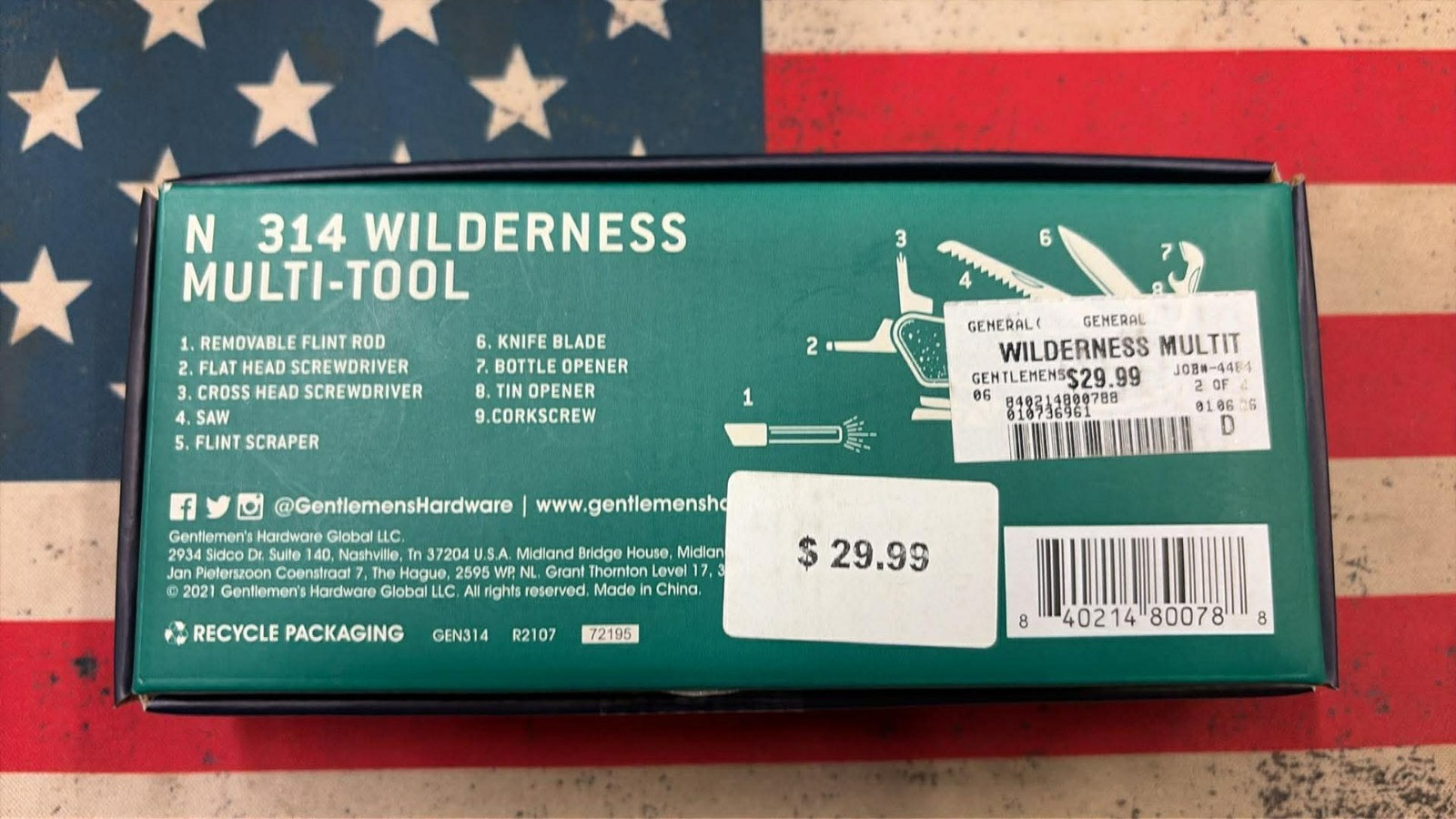 Gentleman’s Hardware 314 Wilderness Multi-Tool 9-in-1 Camping Survival Knife D20