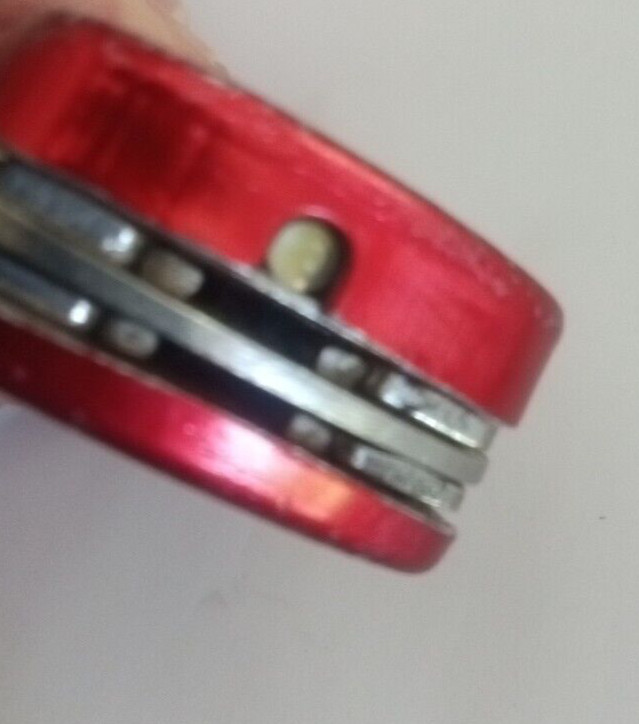 Snap-On Red Multi Tool Keychain Flashlight Knife Bottle Opener