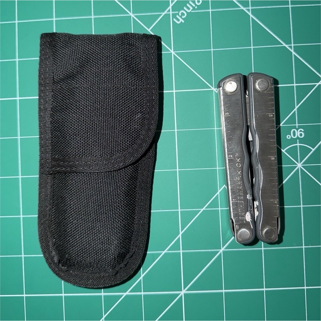 Leatherman Multi-Tool Silver Stainless Steel Straight Edge Knife Plier Sheath