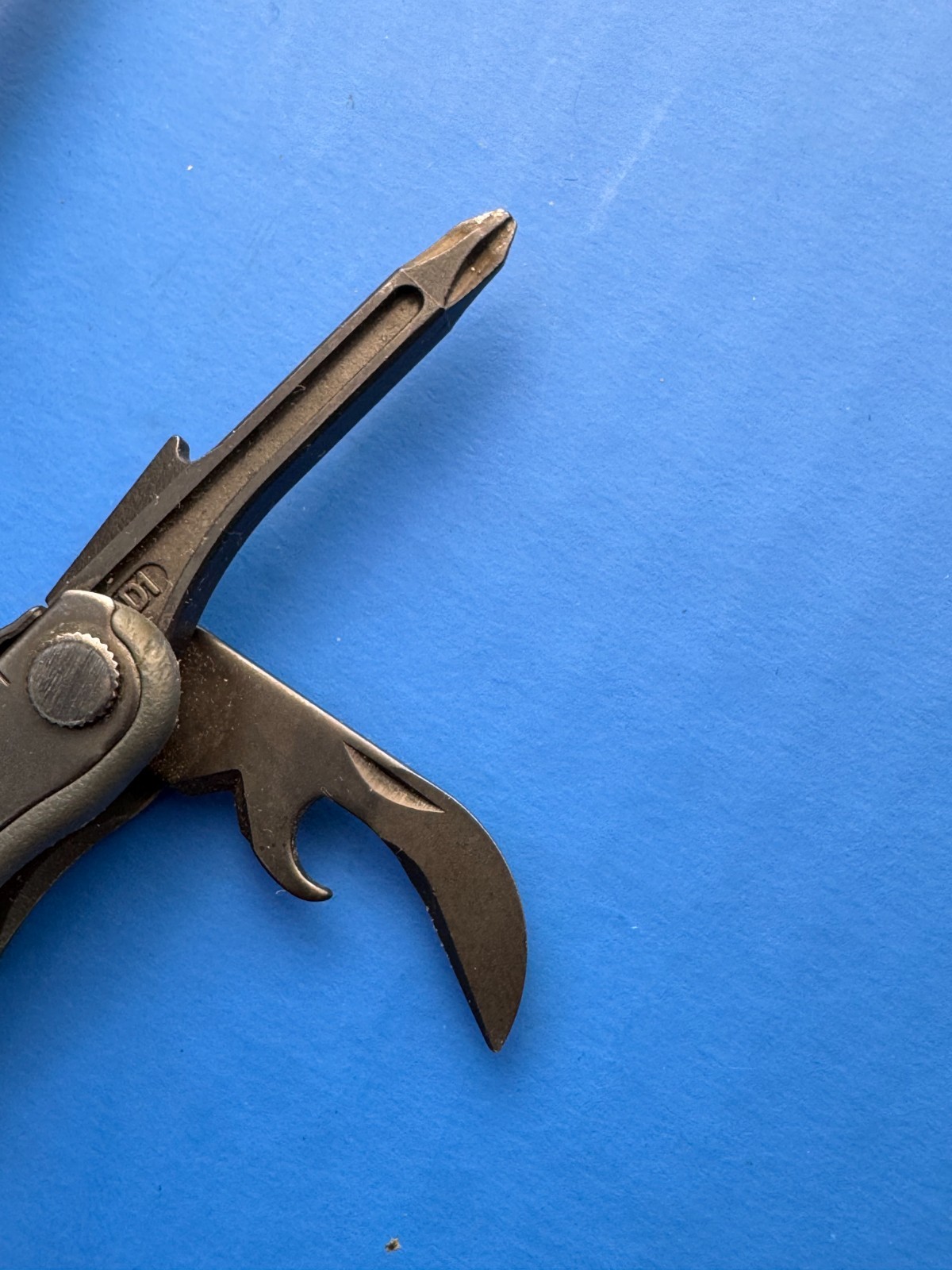 Leatherman Kick MultiTool Black Oxide – hunting, fishing, camping, hiking