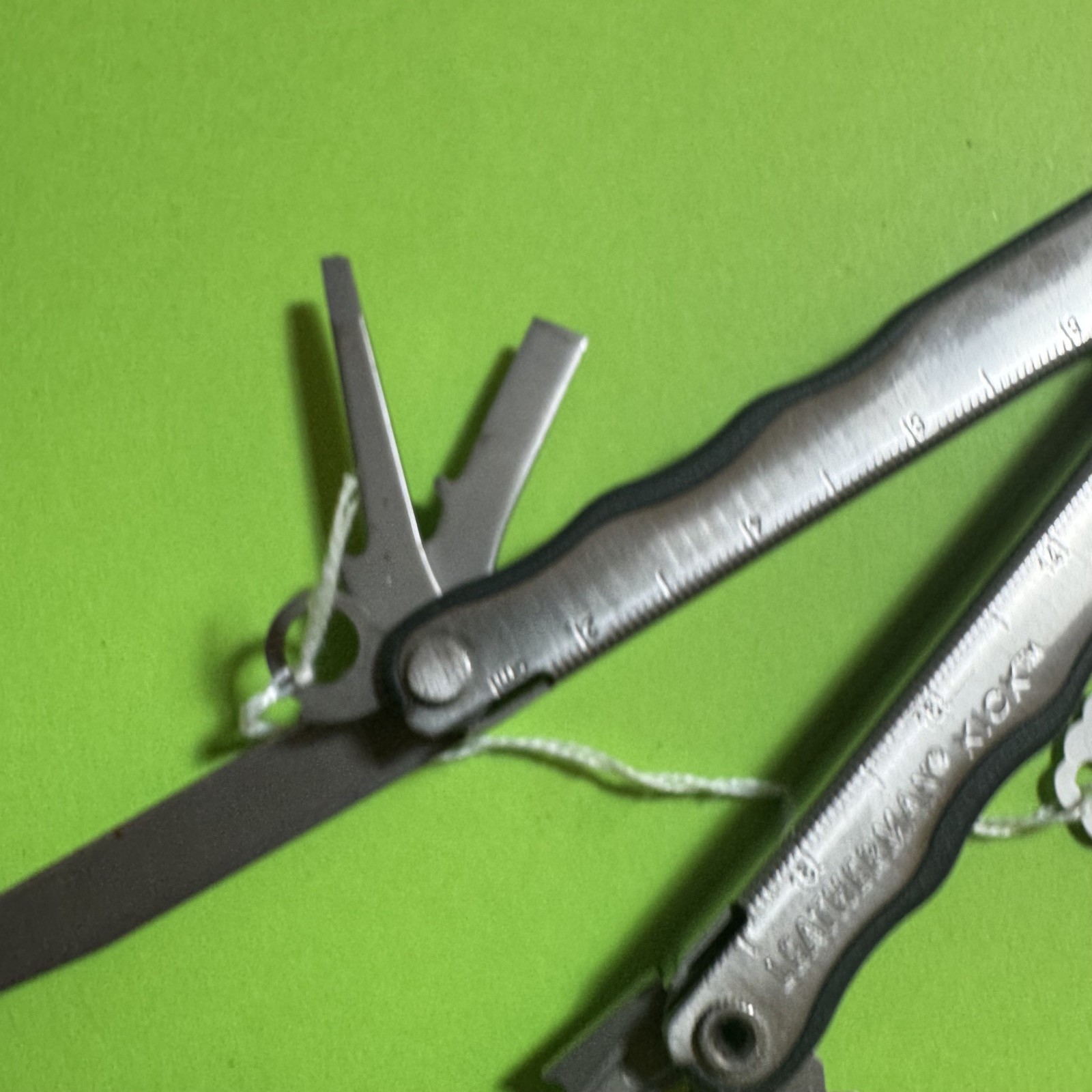 Leatherman Kick Plier Multi Tool Multifunction Pocket Knife Stainless EDC #690