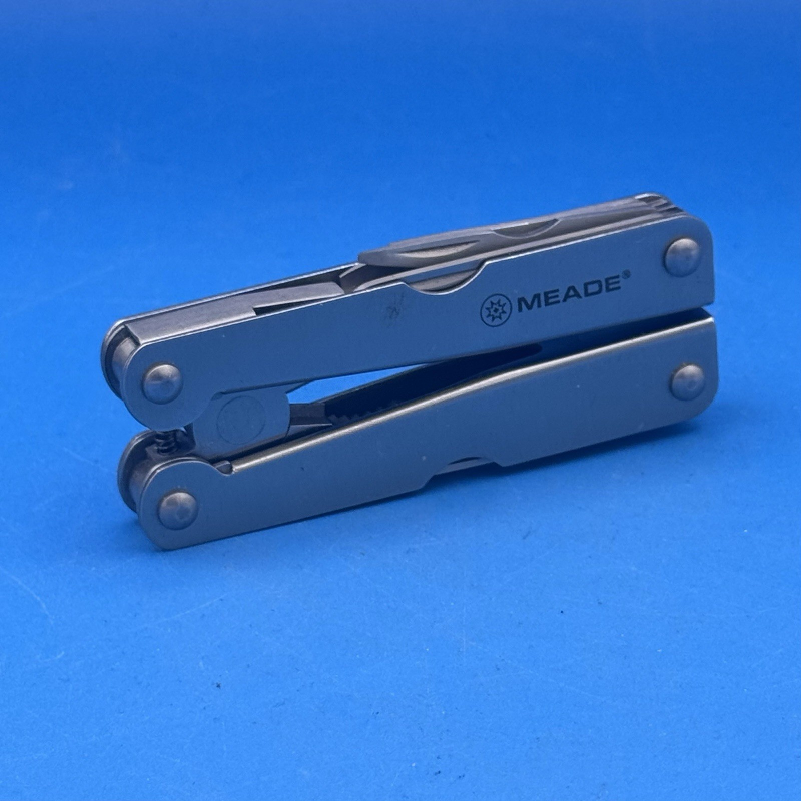 7-in-1 Meade Multi Tool Pliers Knife Saw File Screwdrivers EDC Tool