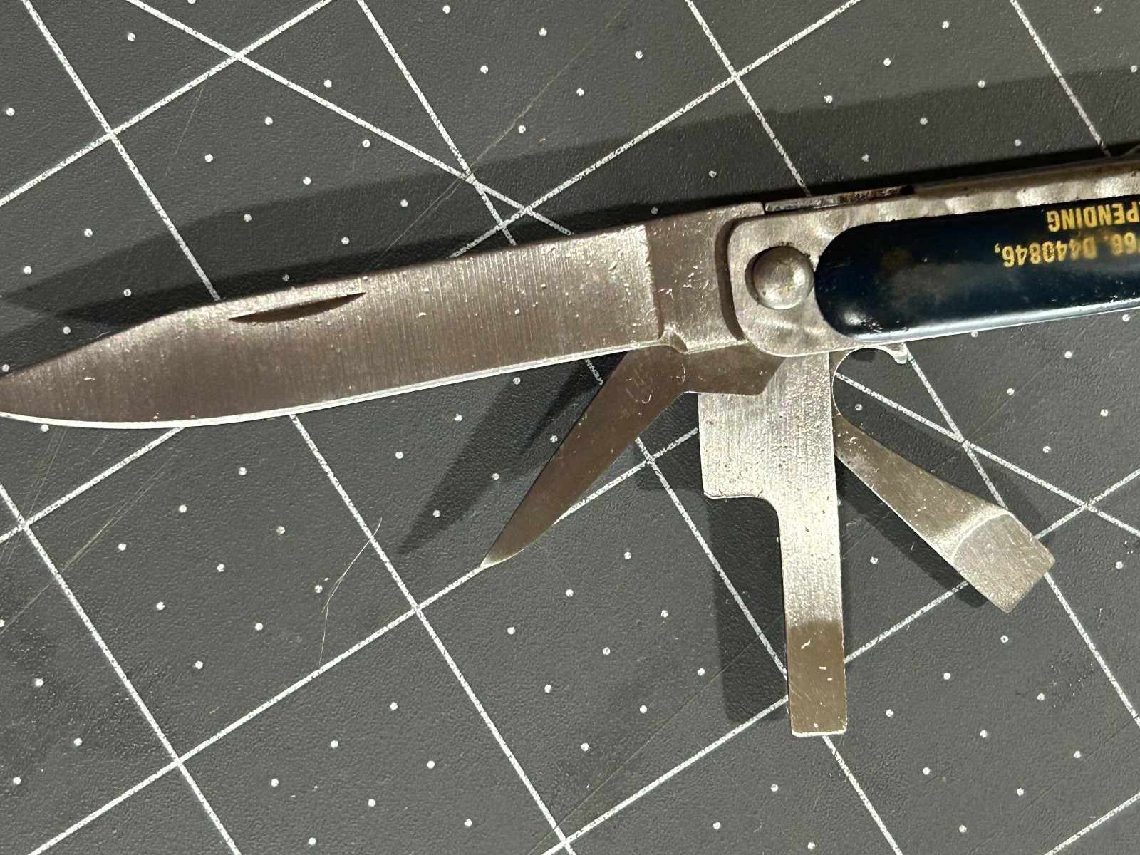 Benchtop Pro 10 IN 1 – Multi-tool Folding Pocket Needle Nose Pliers File Saw