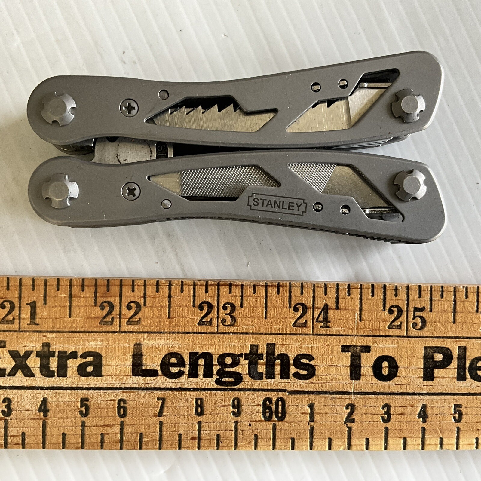 Stanley Stainless 12-in-1 Multi Tool 2CR Pliers Knife Screwdrivers File Survival