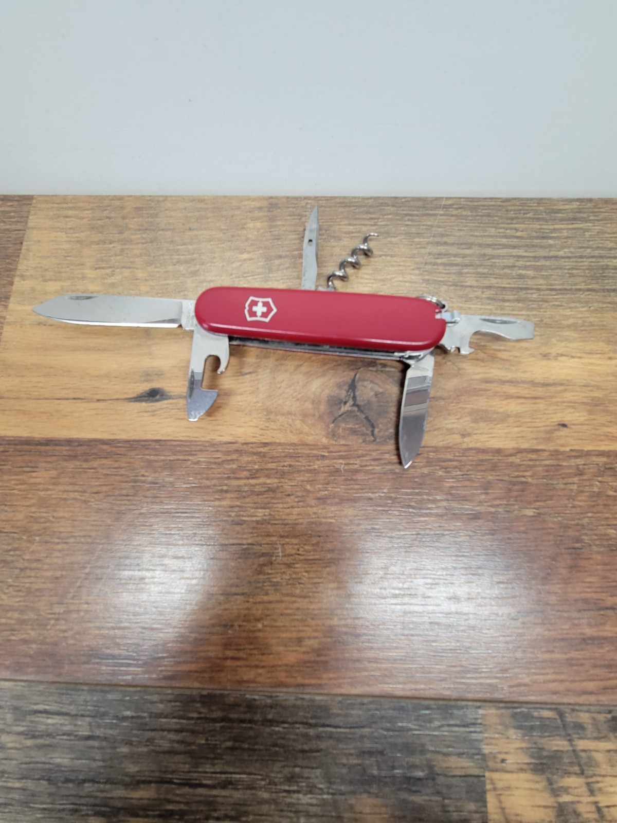 Victorinox Swiss Army Knife, Spartan Red, Complete