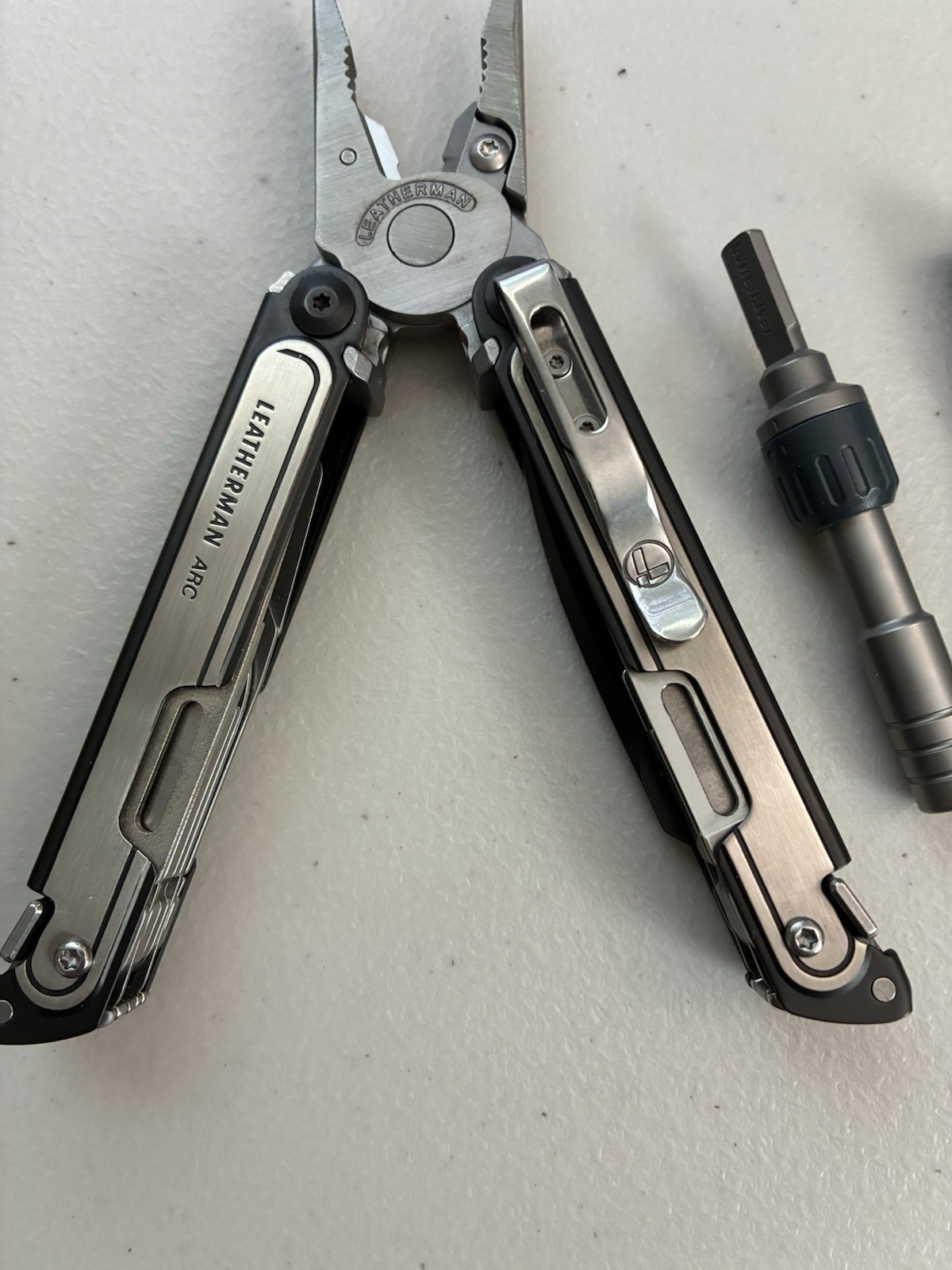 Leatherman Arc SEE DESCRIPTION