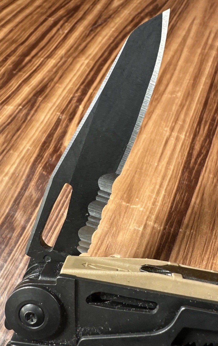 Leatherman MUT Multi Tool!