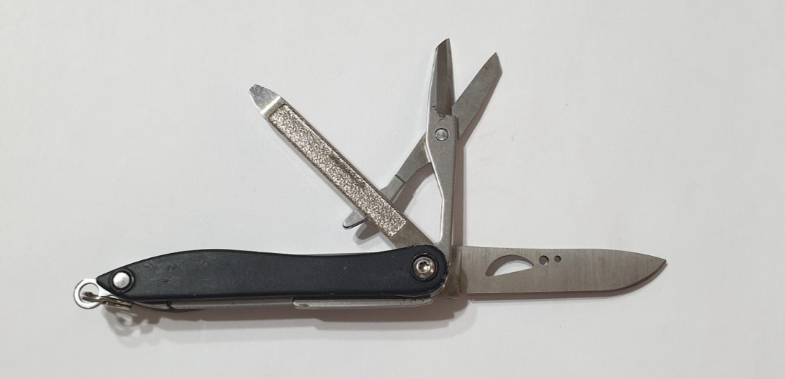 🔥🔥 Leatherman Style One Hand Opening Prototype and Factory Misprint Very Rare