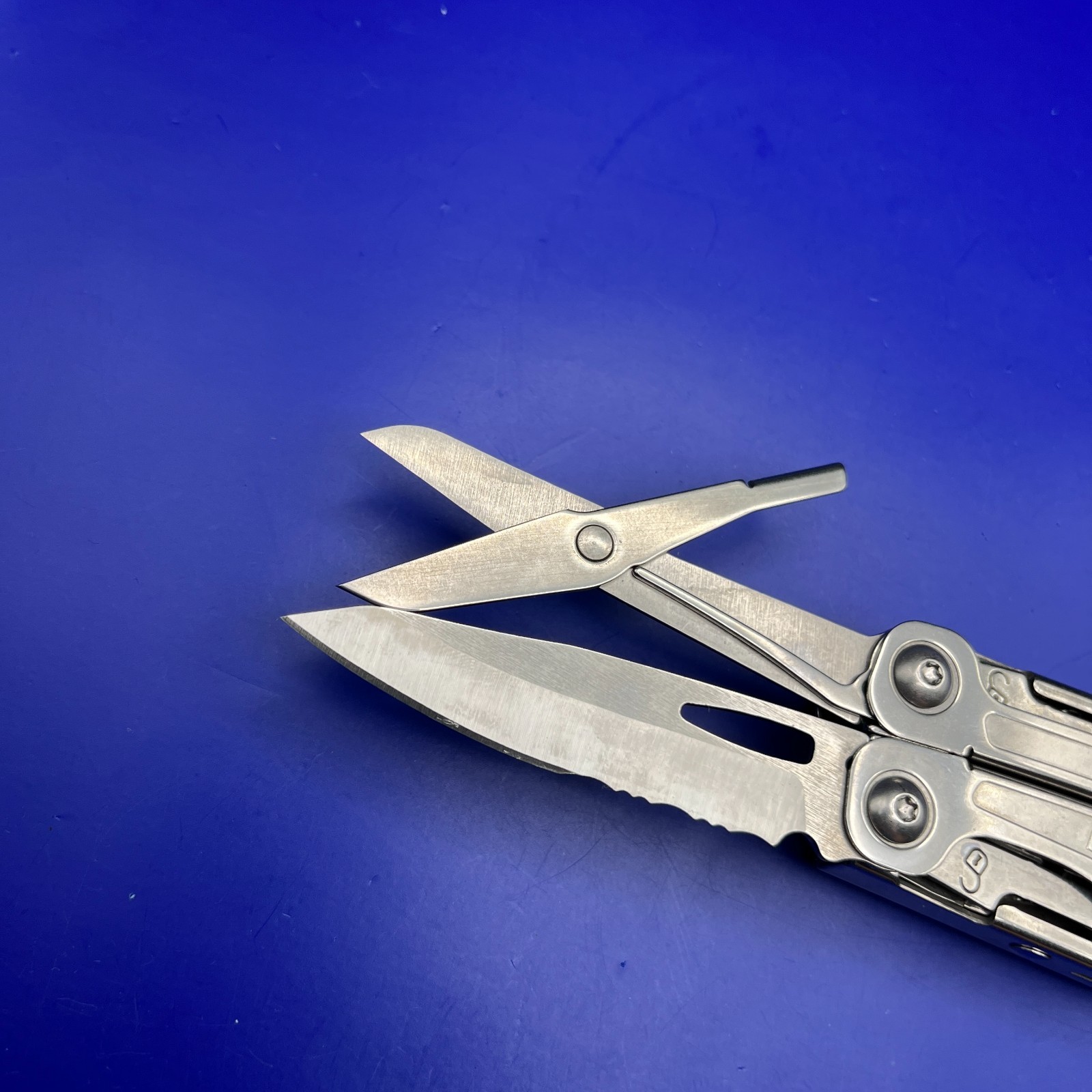 Leatherman Stainless Steel Wingman Multi Tool Scissors Knife Plier