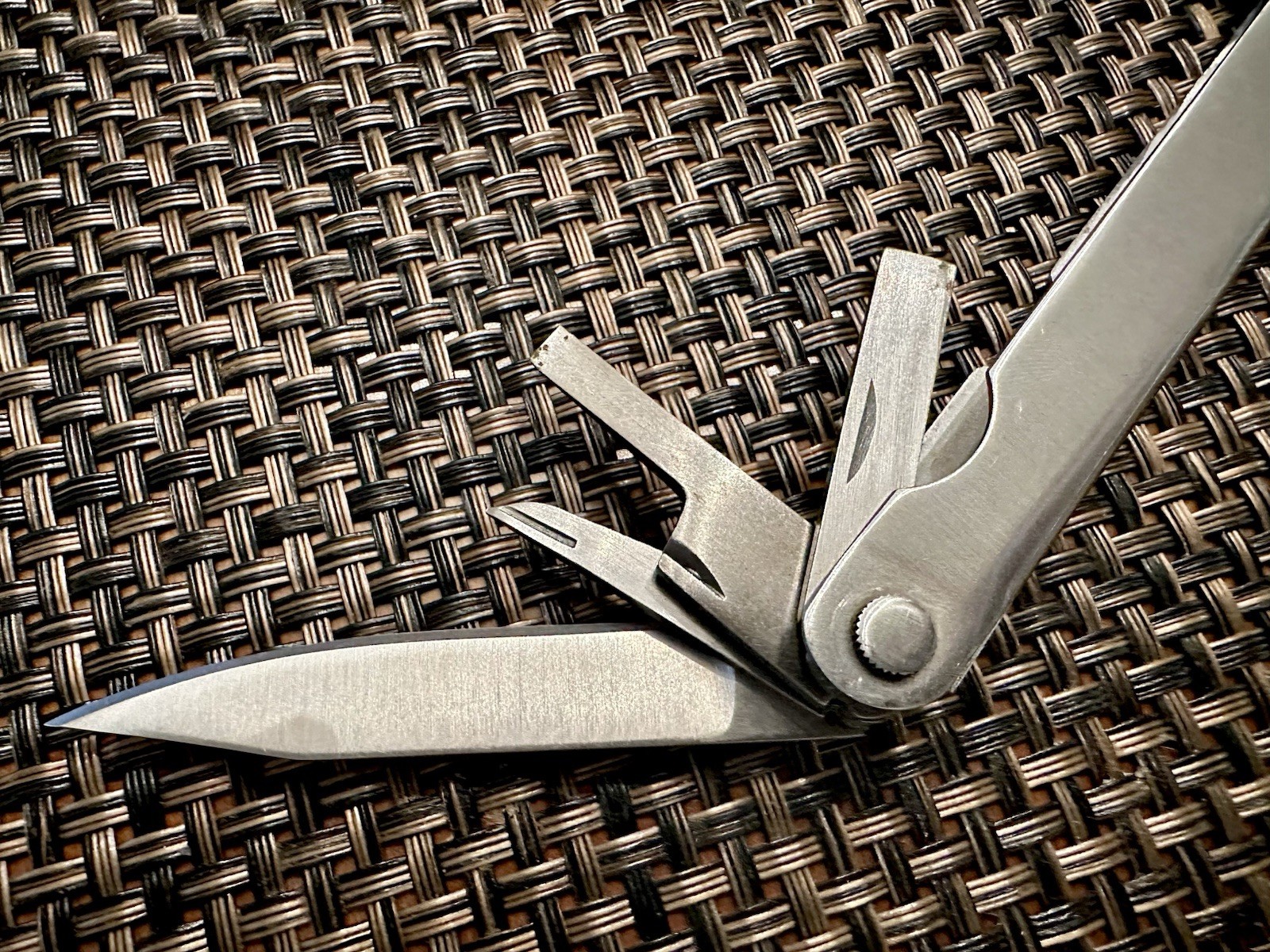 Vintage Stainless Steel Multi-Tool Pocket Knife with Case Made In China EUC!