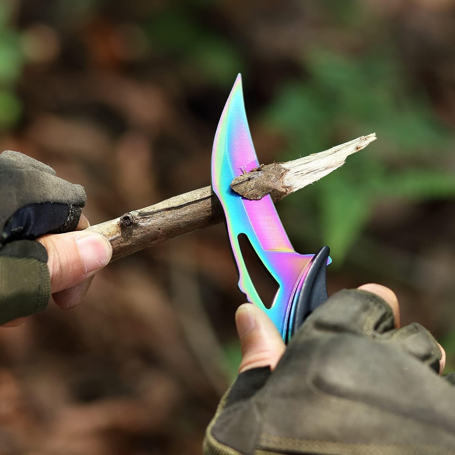 Ergonomic Plastic Handle Bat Knife for Comfortable Use in Outdoor Activities