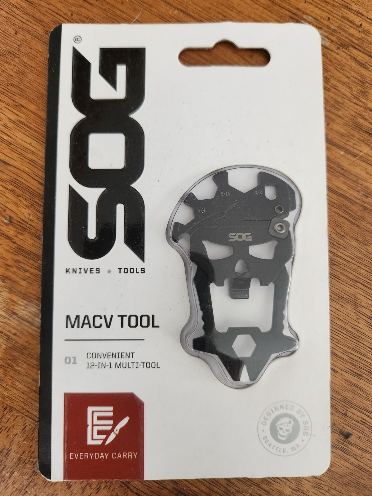 SOG MacV Tool SM1001 – Black, 12 Tools in One: Bottle Opener, NEW B2