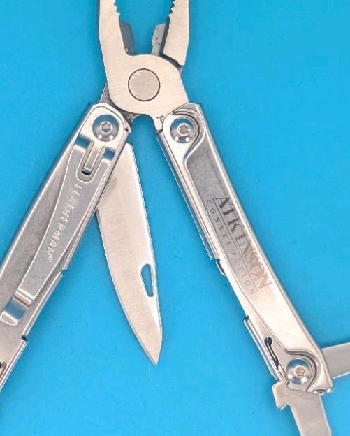 Leatherman Rev 3.8″ Multi-Tool, Stainless! *ATKINSON CONSTRUCTION*