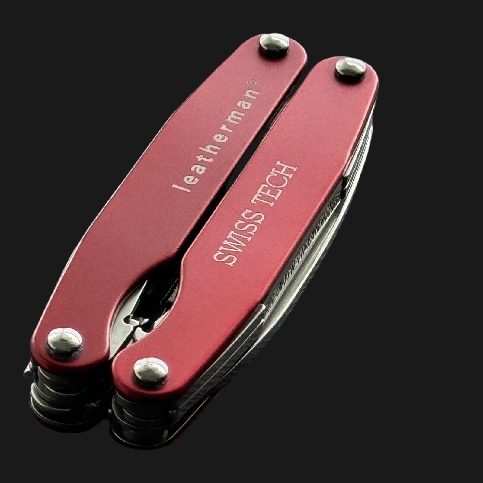 Leatherman Juice C2 Inferno Red multitool. “Swiss Tech” Factory branded