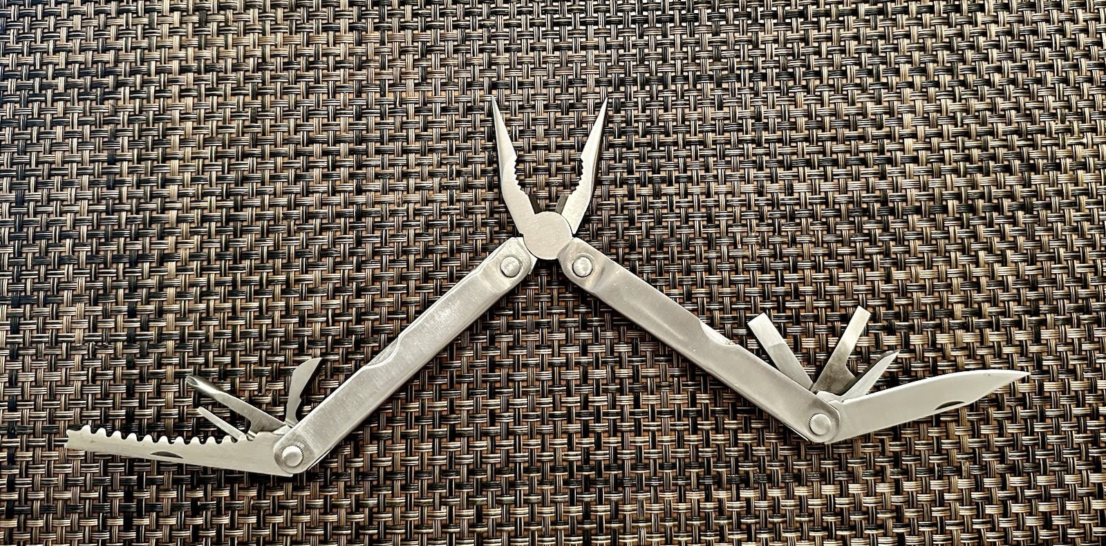 Vintage Stainless Steel Multi-Tool Pocket Knife with Case Made In China EUC!