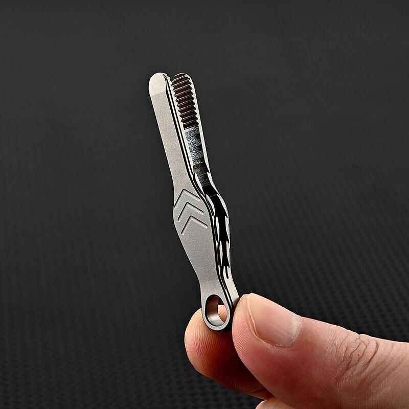 Hot Mini Lightweight Titanium Alloy Keychain Tweezers Portable EDC Outdoor Tool