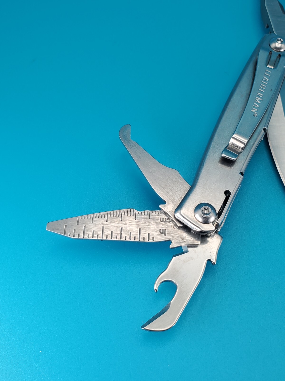 Leatherman Rev 3.8″ Multi-Tool, Stainless!