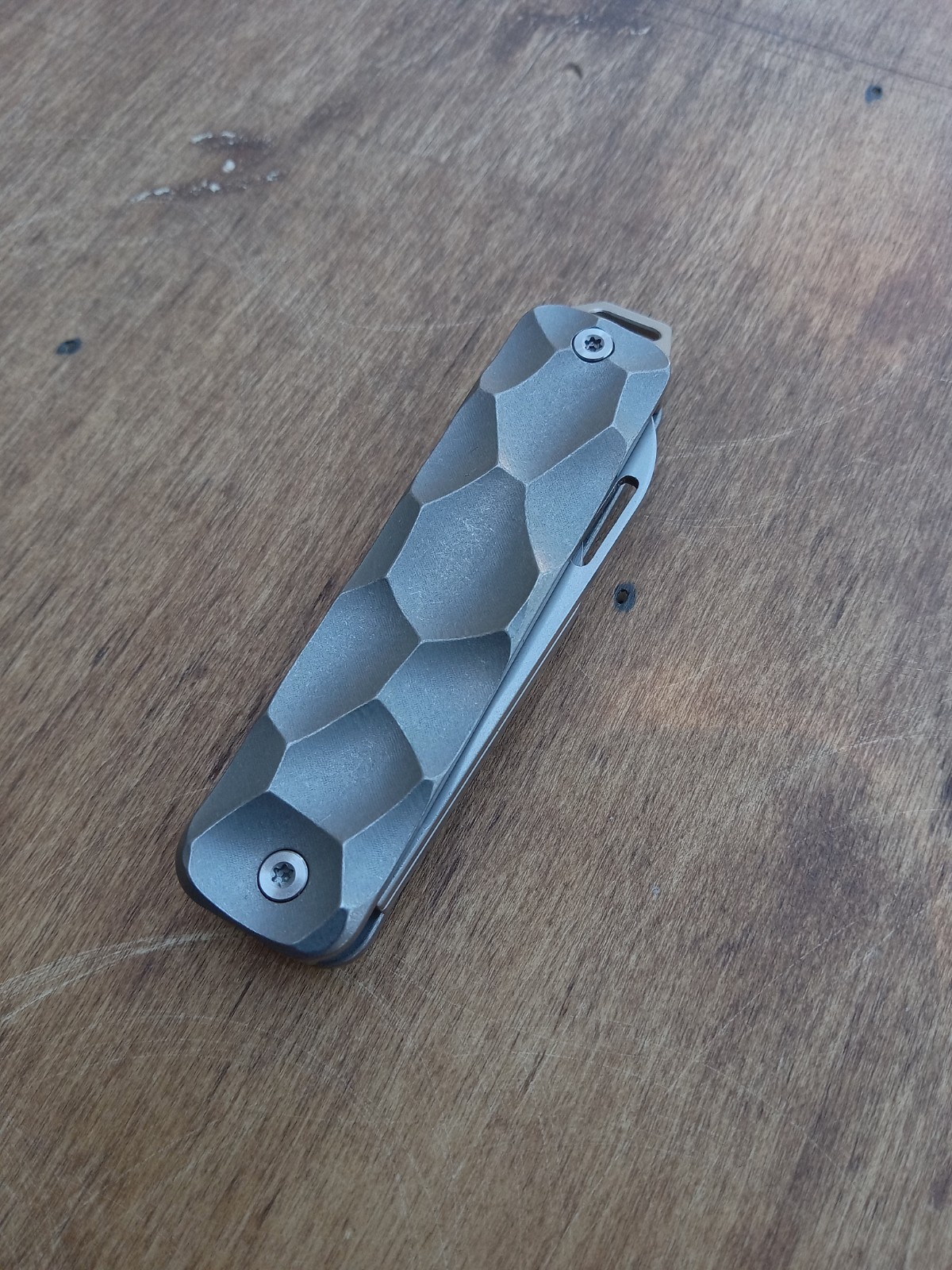 Ainhue AU001 Titanium MultiTool Utility Knife with Bottle Opener RARE Pockettool