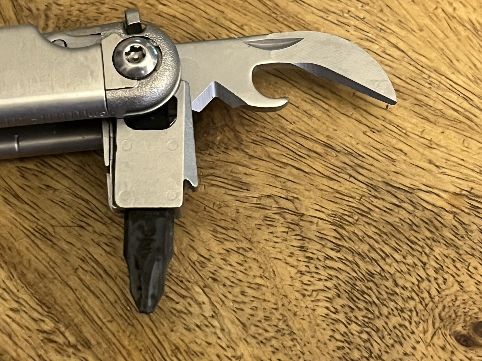08/2023 Leatherman Wave Plus Multi-Tool Excellent Condition w/New Molle Sheath