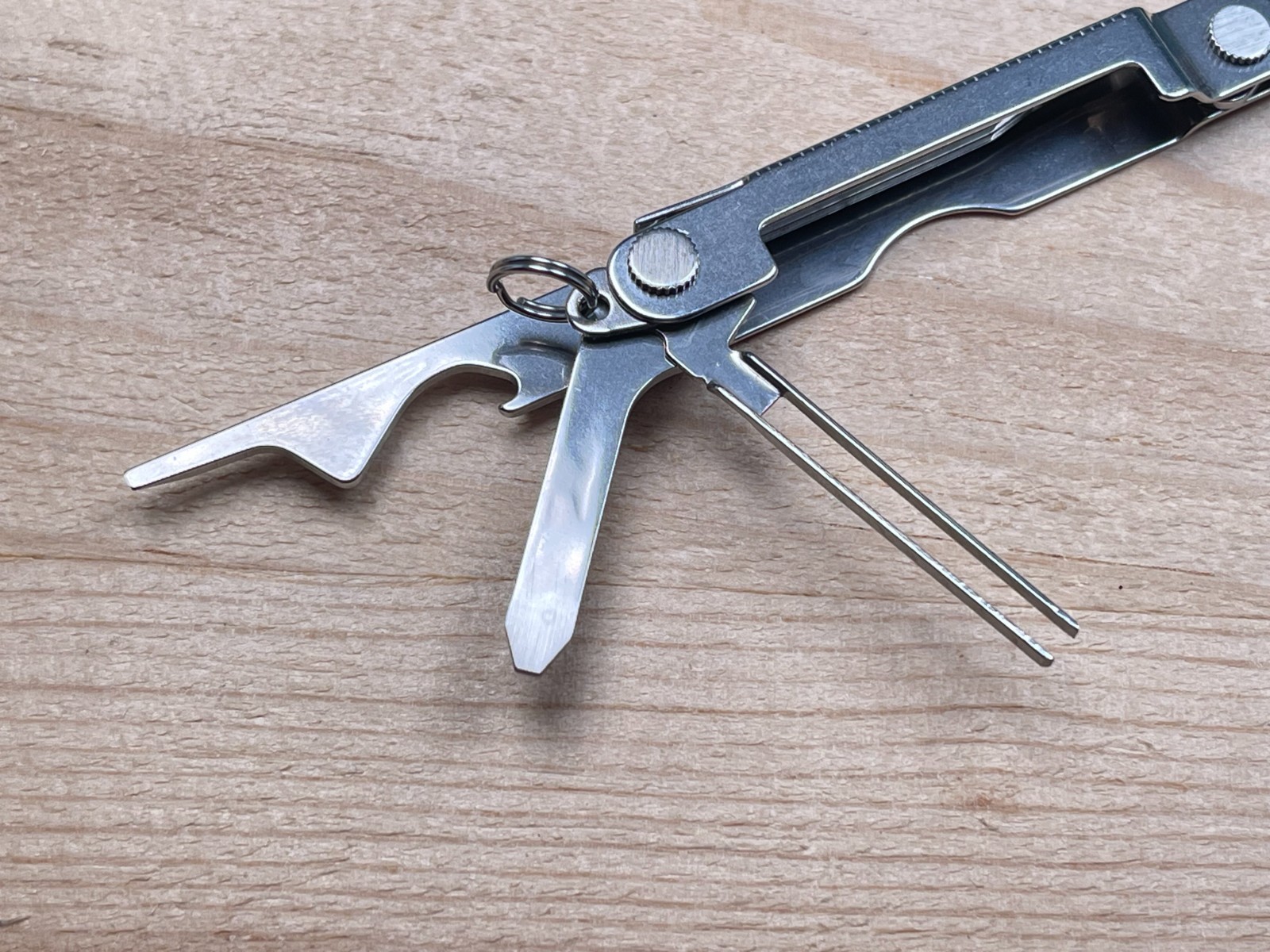 Leatherman Micra Stainless Steel Multi-tool Knife 03/06 Pat Pend. – Very Nice