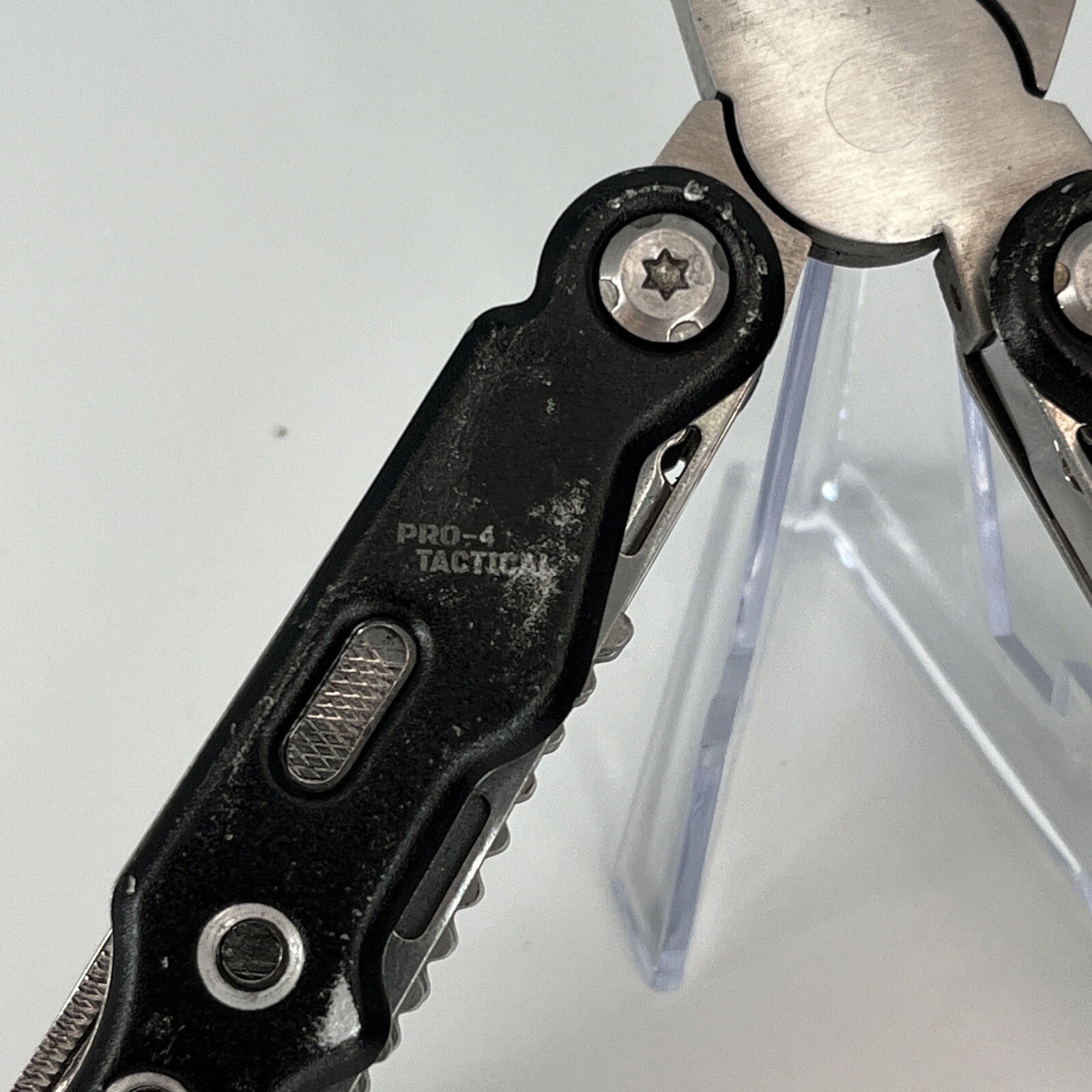 PRO-4 12 in 1 Tactical Multi Tool stainless steel knife pliers Outdoors Military