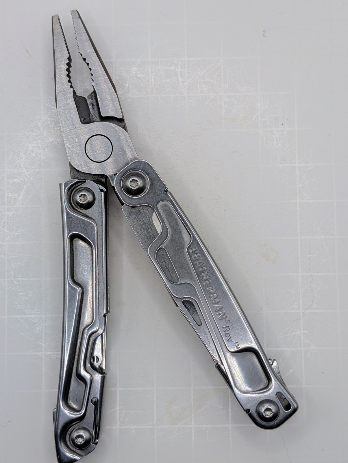 Leatherman Rev 14-In-1 Stainless Steel EDC Straight Blade Multitool & Pliers