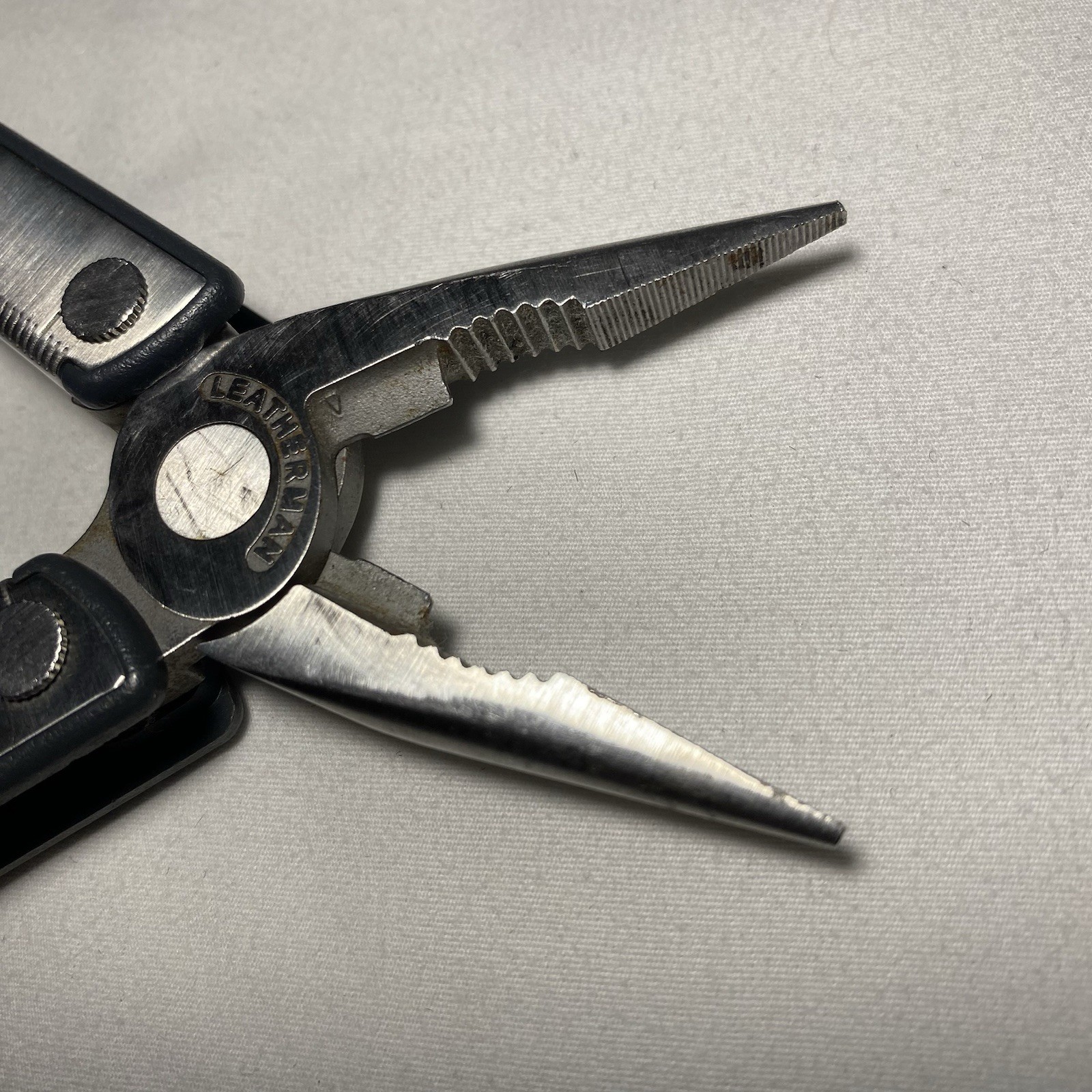 Leatherman Fuse Stainless Steel Folding Multi-Tool, Utility, Chips/Cracks
