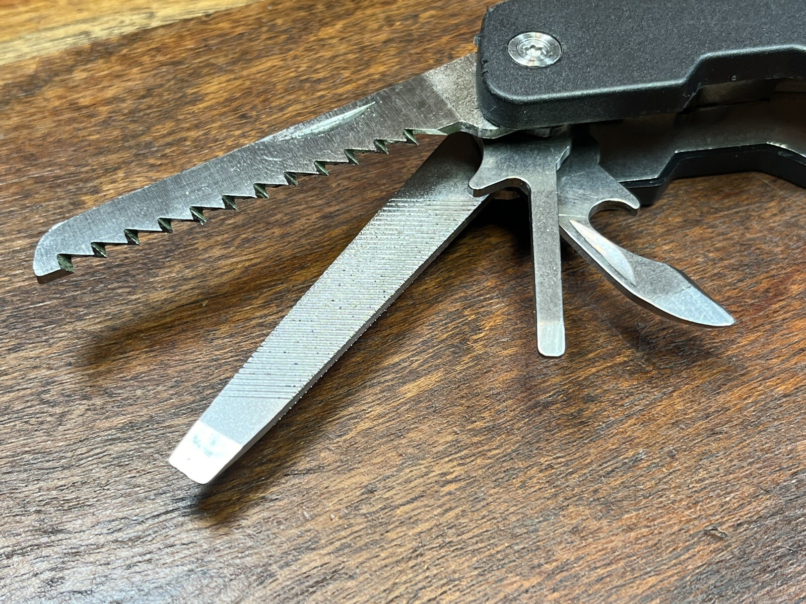 SmartGear USB Rechargeable Flashlight Multitool + Nylon Sheath